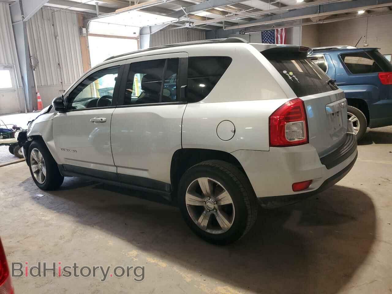 2011 JEEP COMPASS - VIN: 1J4NT1FA7BD286020 - Фото 2