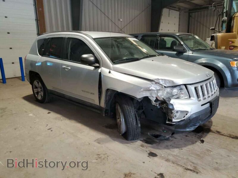 2011 Jeep COMPASS (VIN 1J4NT1FA7BD286020) — photo 4 of 13
