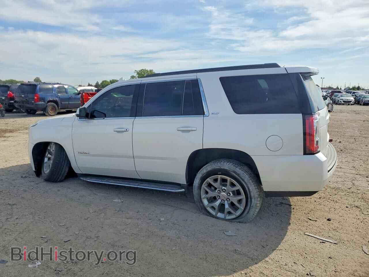 2018 GMC YUKON - VIN: 1GKS2DKC9JR346826 - Photo 2