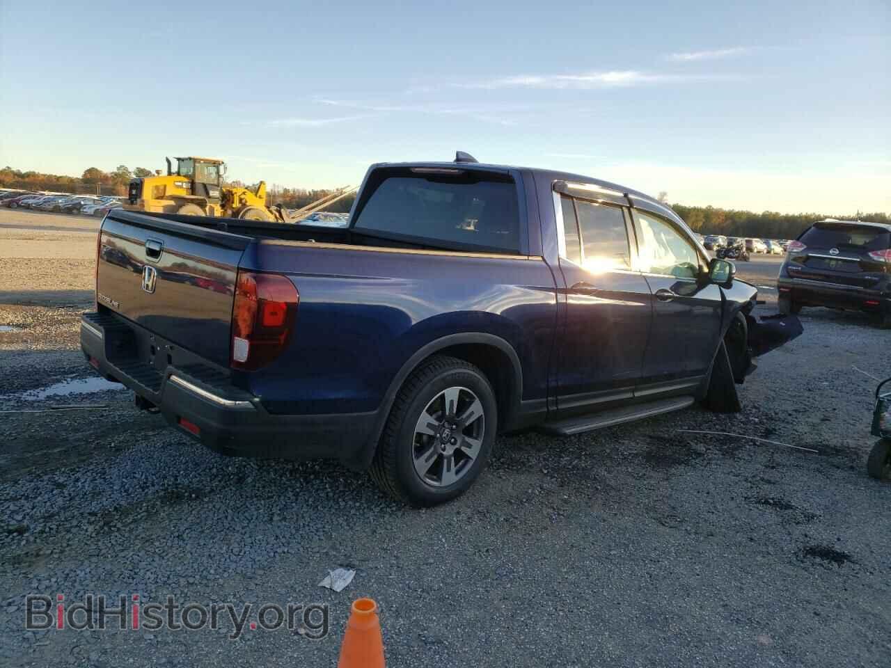 2017 HONDA RIDGELINE - VIN: 5FPYK2F63HB007095 - Фото 3