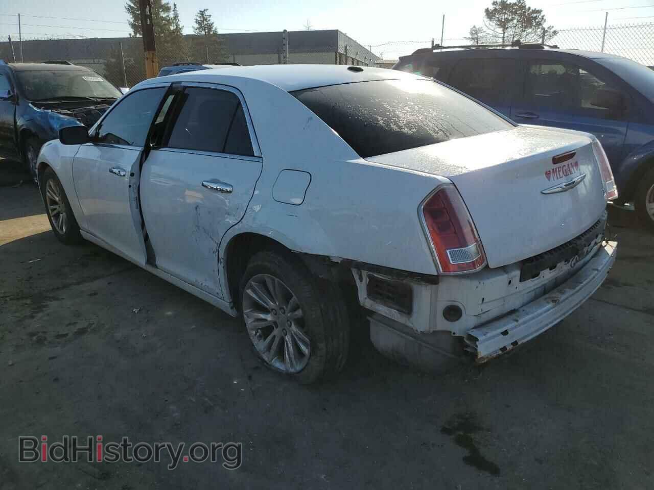 2012 CHRYSLER 300 - VIN: 2C3CCACG7CH173330 - Фото 2
