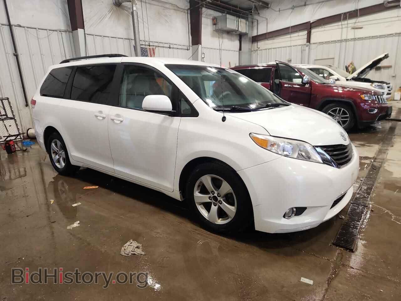 2011 TOYOTA All Models - VIN: 5TDKK3DC1BS158307 - Фото 4