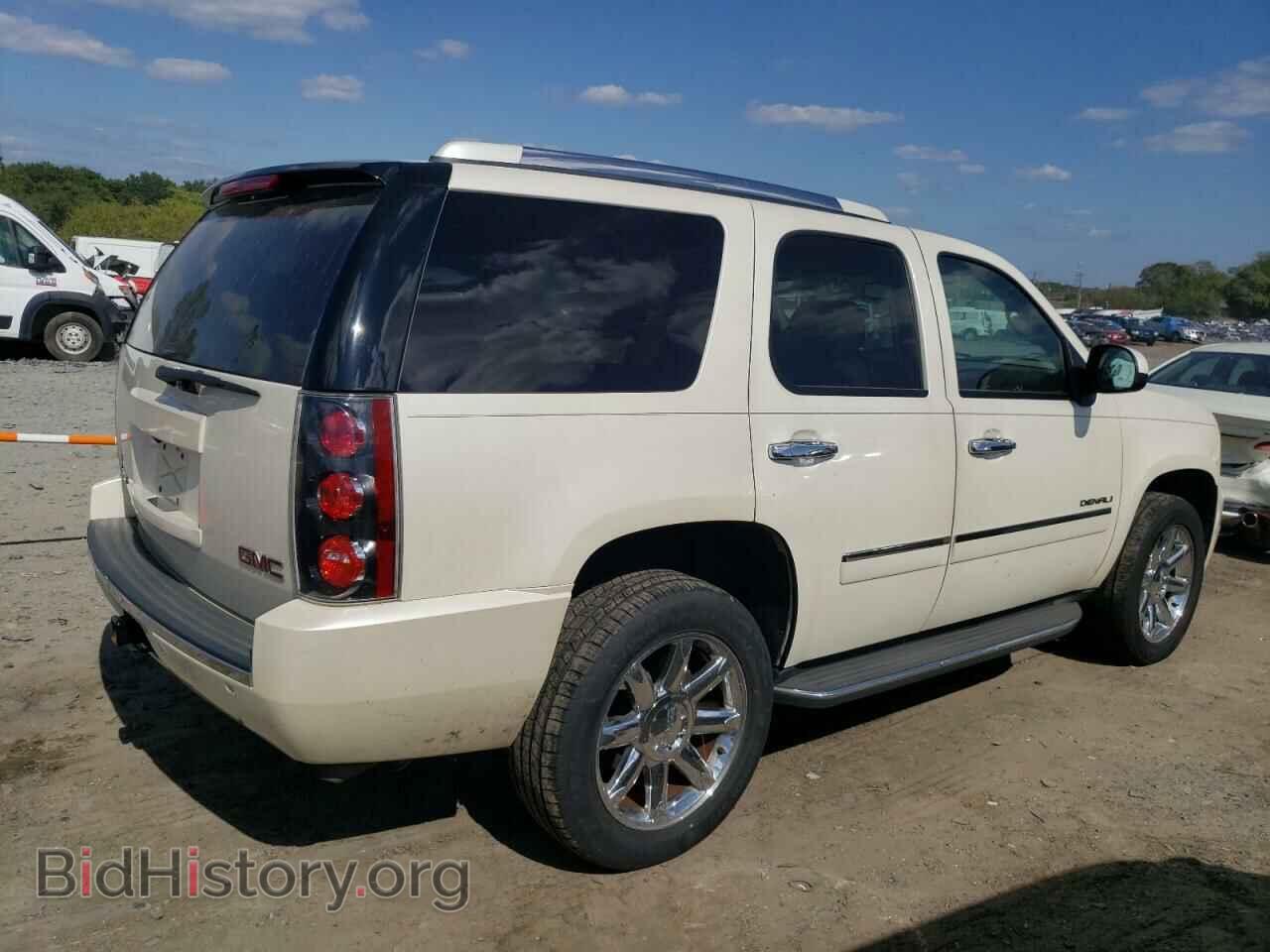 2011 GMC YUKON - VIN: 1GKS2EEF8BR384190 - Фото 3