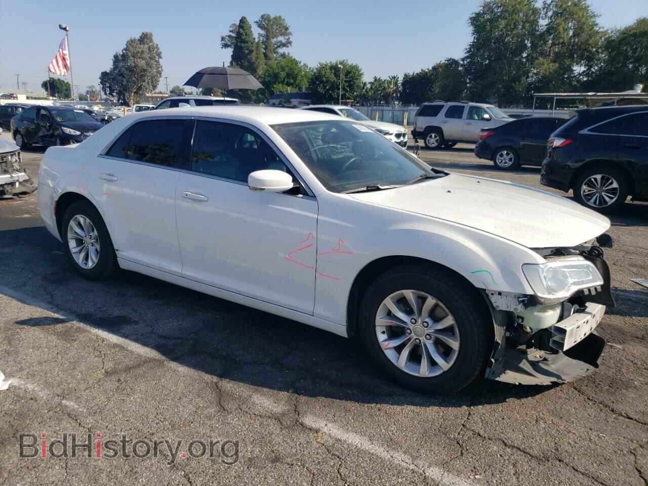 2015 CHRYSLER 300 - VIN: 2C3CCAAG6FH780939 - Фото 4