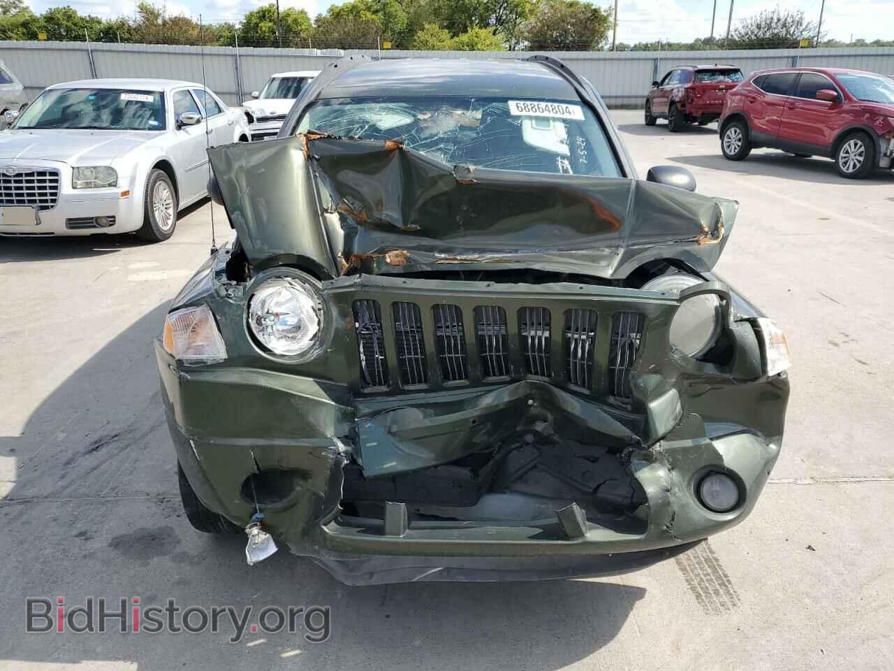 2008 JEEP COMPASS - VIN: 1J8FT47008D706462 - Фото 5