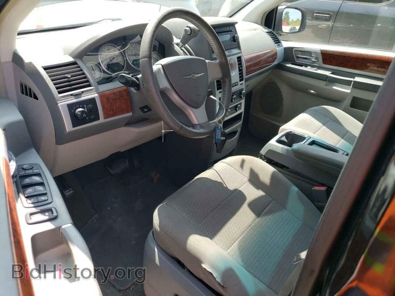 2009 CHRYSLER MINIVAN - VIN: 2A8HR54189R504140 - Фото 8
