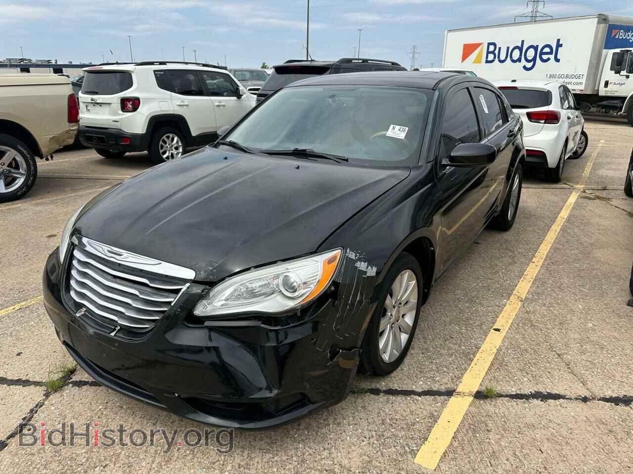 2013 CHRYSLER 200 - VIN: 1C3CCBBB3DN676261 - Photo 2