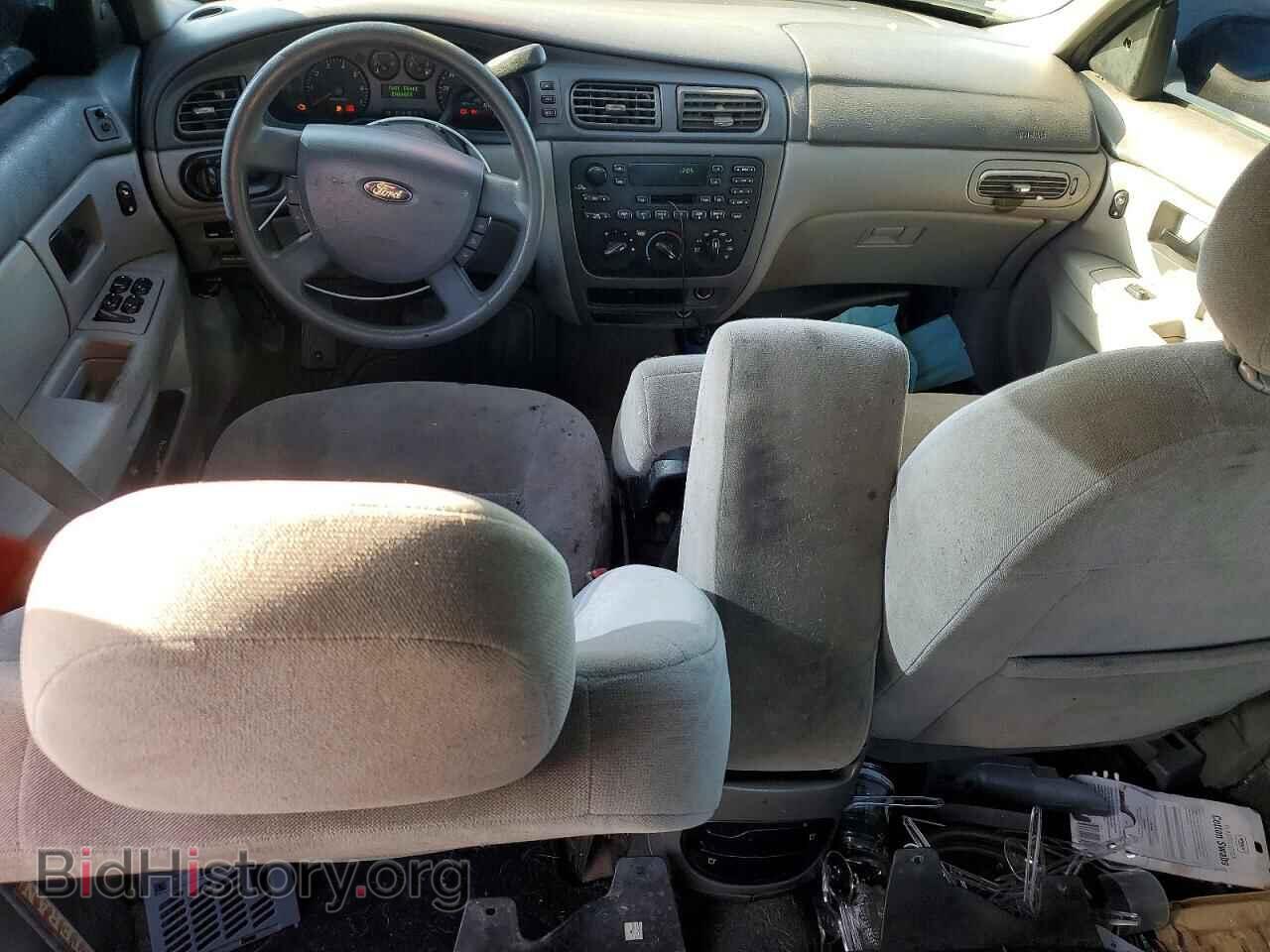 2005 FORD TAURUS - VIN: 1FAFP53U05A160470 - Фото 8
