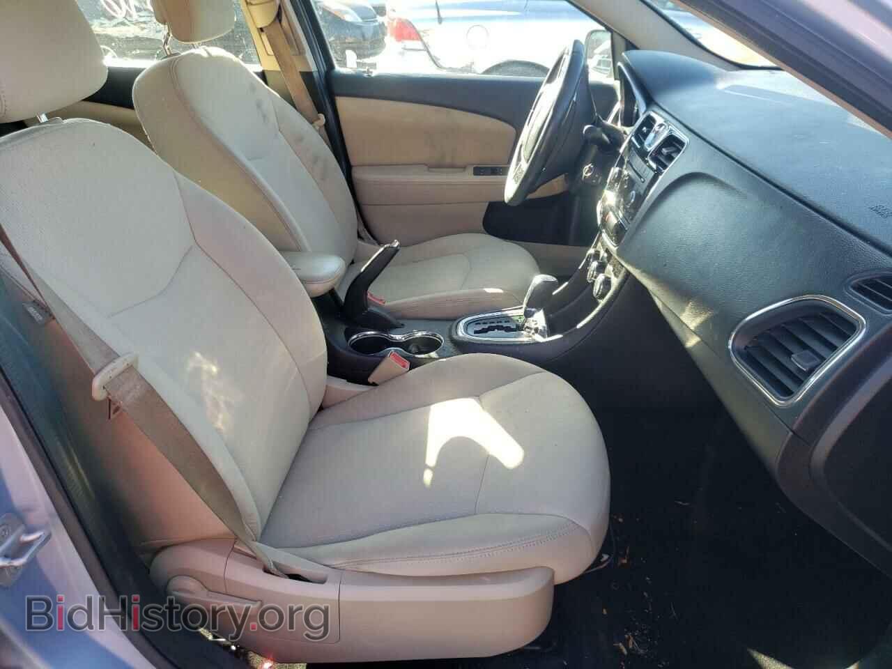 2013 CHRYSLER 200 - VIN: 1C3CCBBB1DN608556 - Фото 5