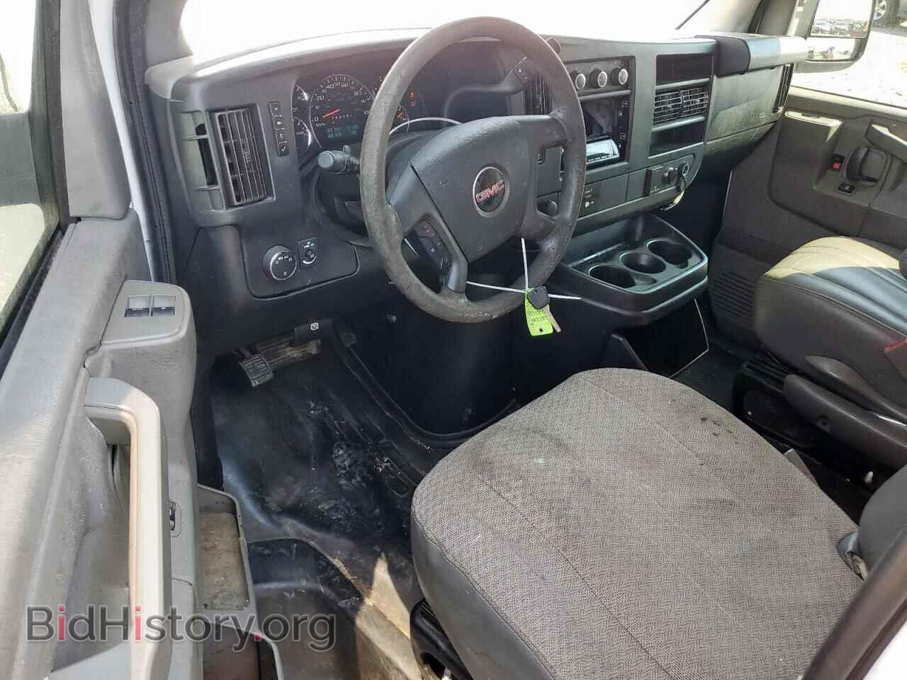 2017 GMC SAVANA - VIN: 1GTW7AFF8H1256013 - Фото 8