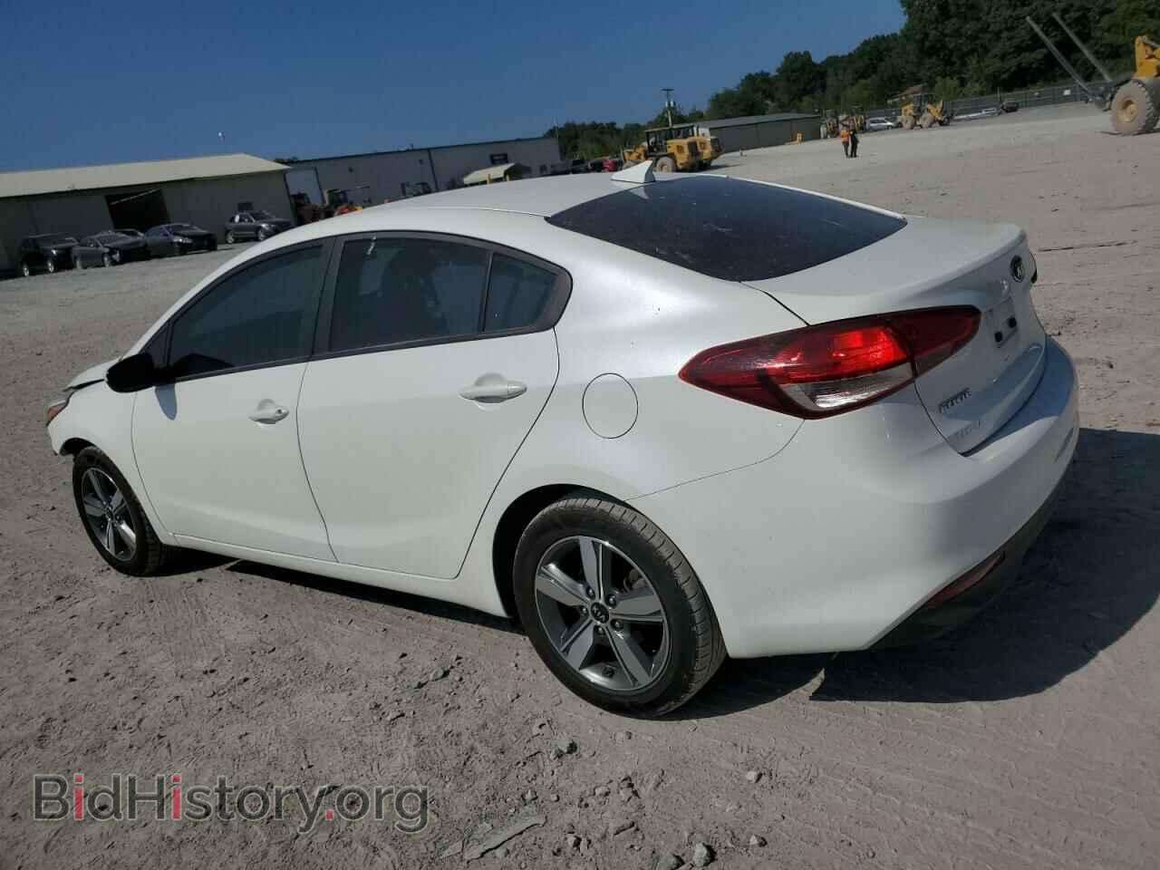 2018 KIA FORTE - VIN: 3KPFL4A71JE217845 - Фото 2
