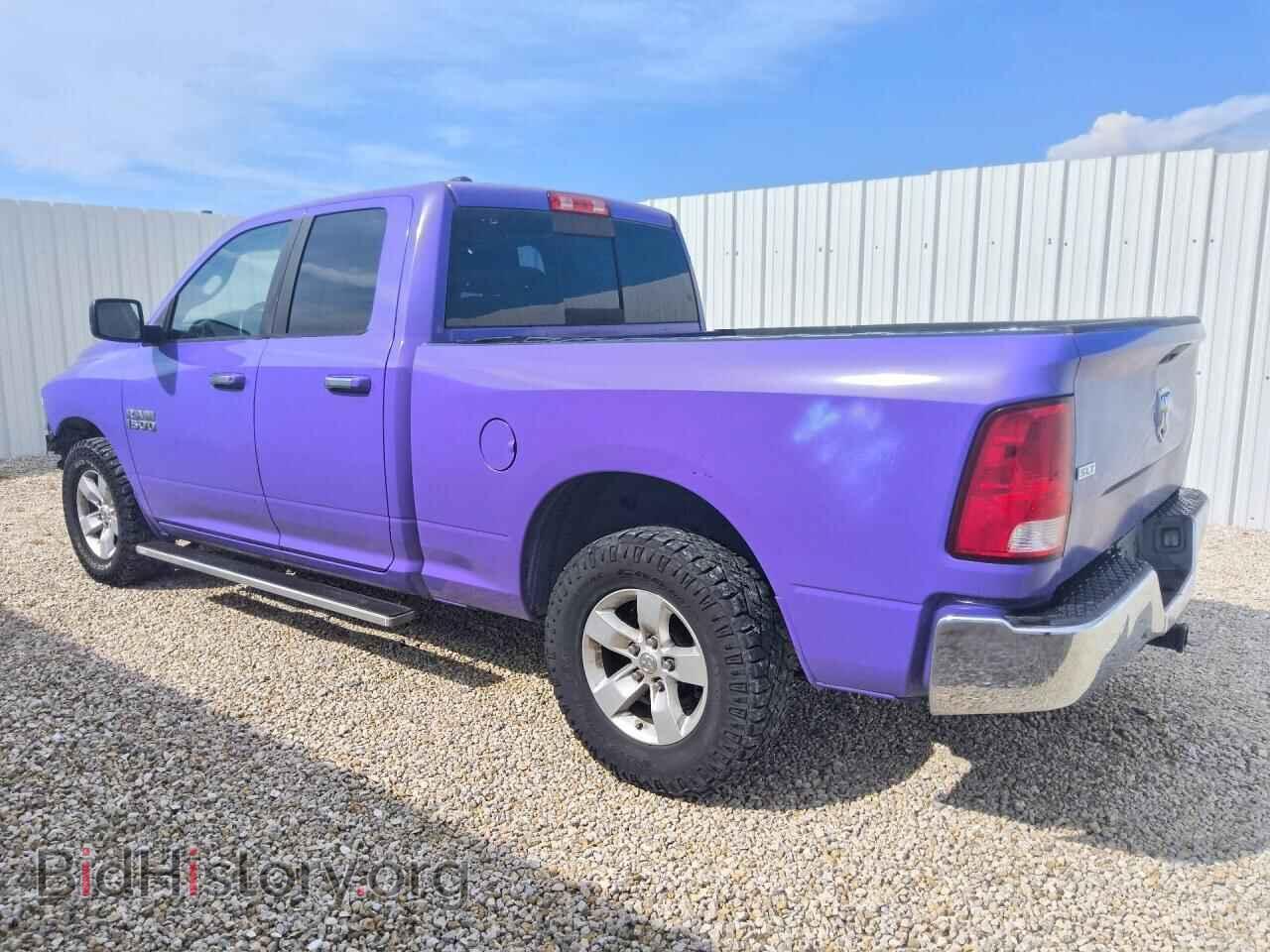 2018 RAM 1500 - VIN: 1C6RR6GG3JS105213 - Photo 2