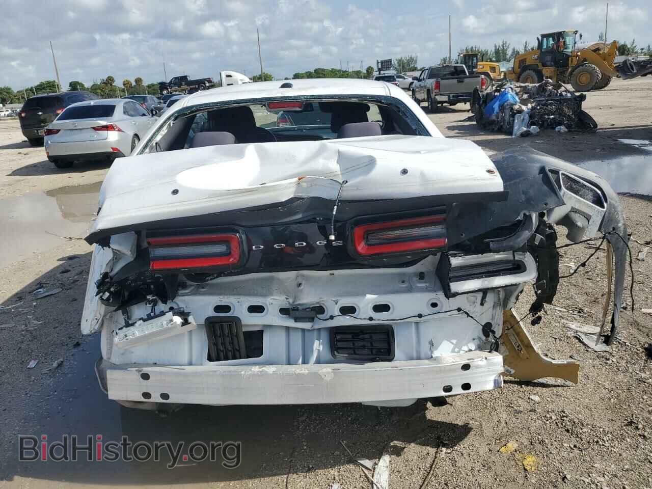 2018 DODGE CHALLENGER - VIN: 2C3CDZAG3JH132169 - Фото 6