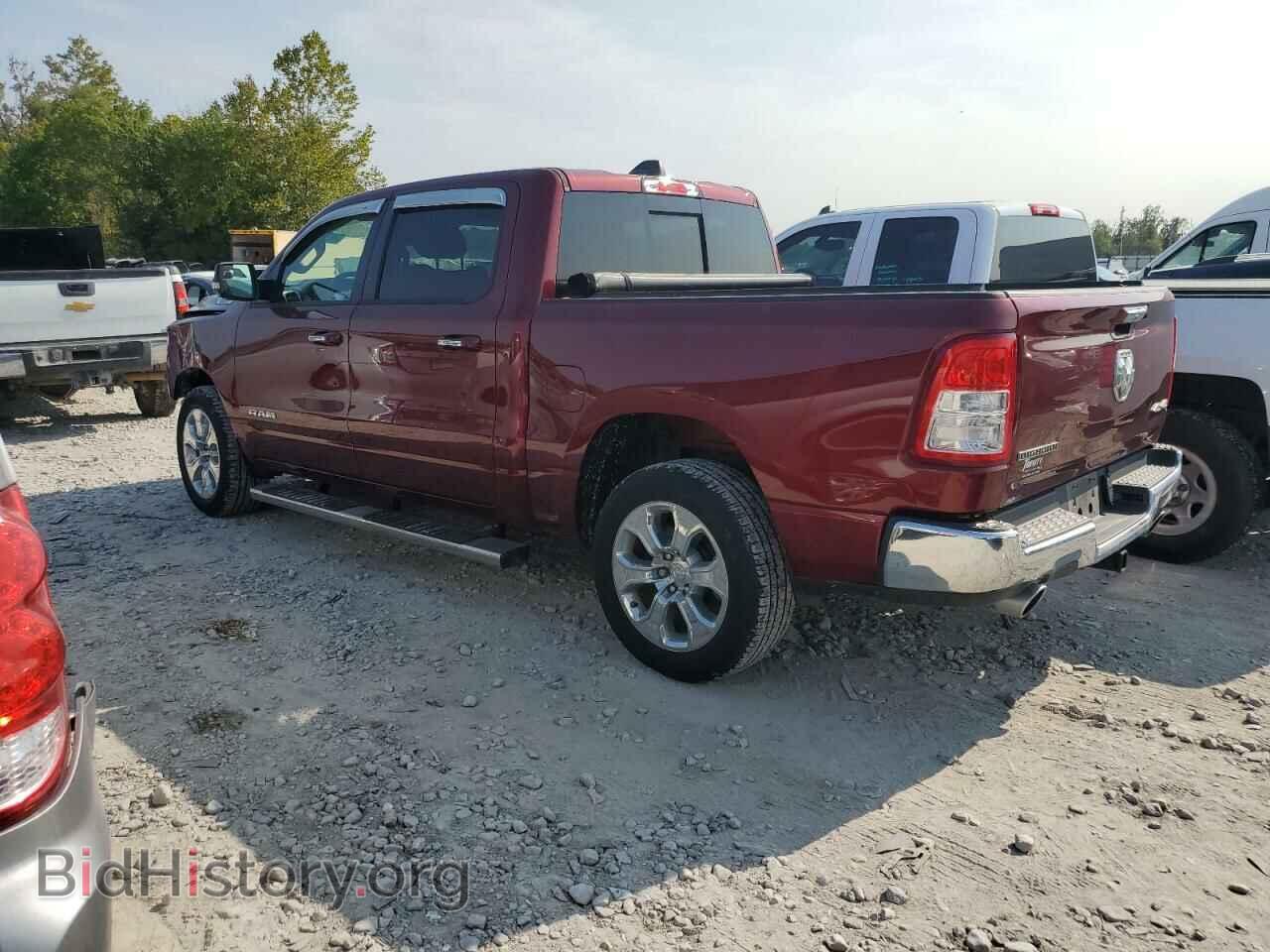 2020 RAM 1500 - VIN: 1C6SRFFT1LN388633 - Фото 2