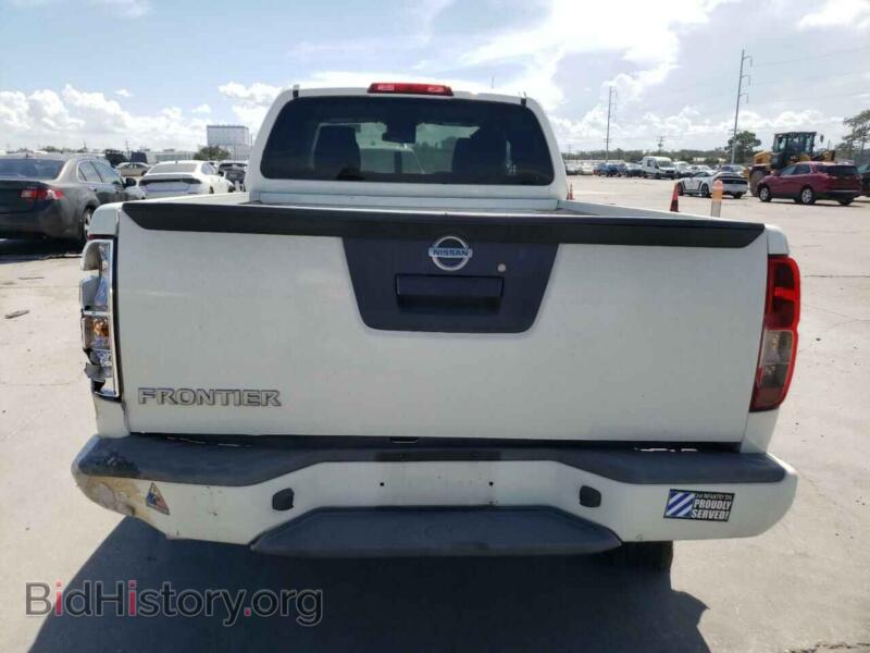 2017 Nissan FRONTIER (VIN 1N6BD0CT7HN771442) — photo 6 of 12