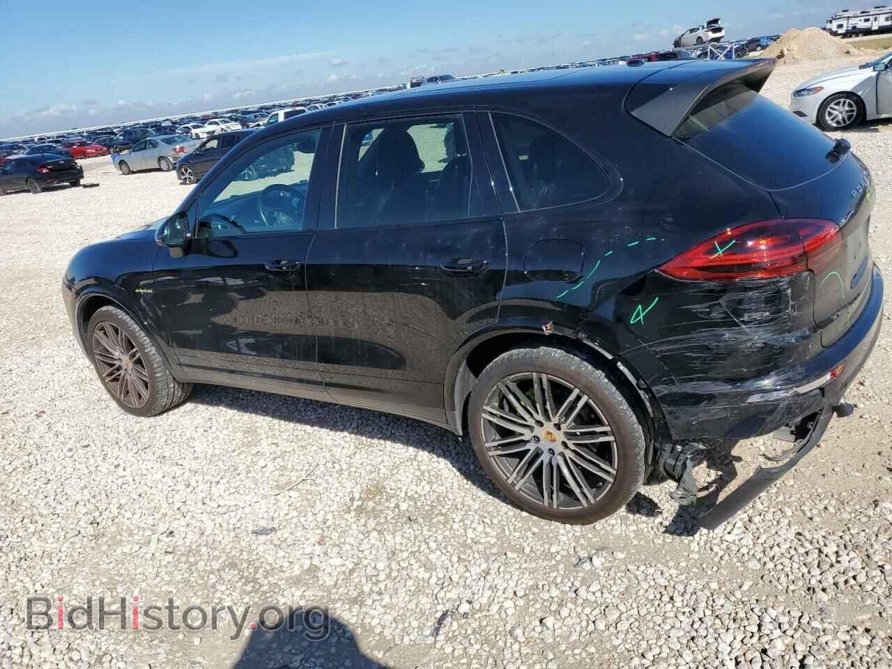 2017 PORSCHE CAYENNE - VIN: WP1AE2A2XHLA75668 - Фото 2