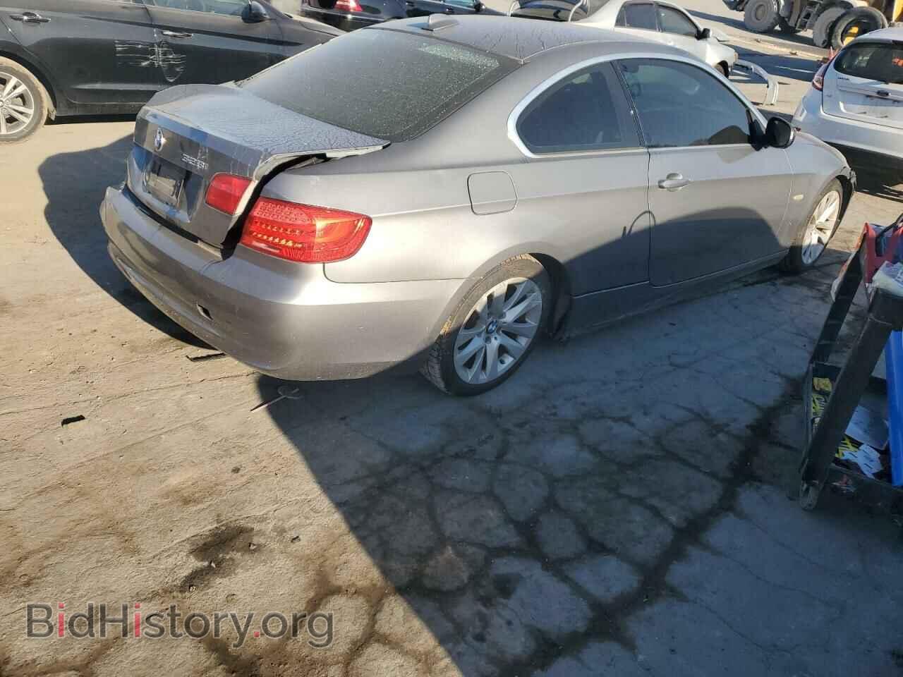 2011 BMW 3 SERIES - VIN: WBAKE5C52BE755300 - Фото 3