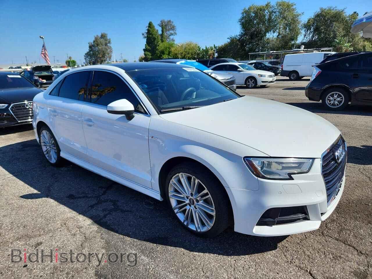 2017 AUDI A3 - VIN: WAUGUGFF8H1067777 - Фото 4