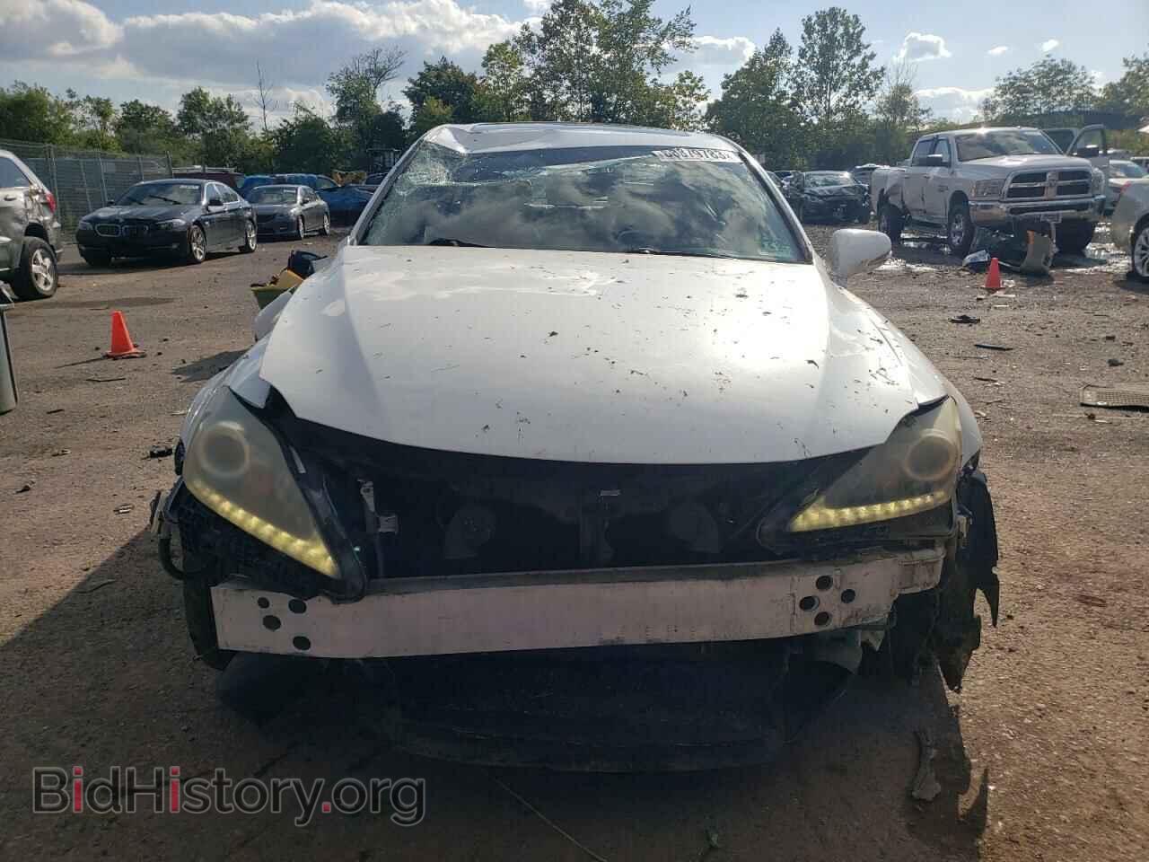 2011 LEXUS IS - VIN: JTHBF5C20B5148736 - Photo 5