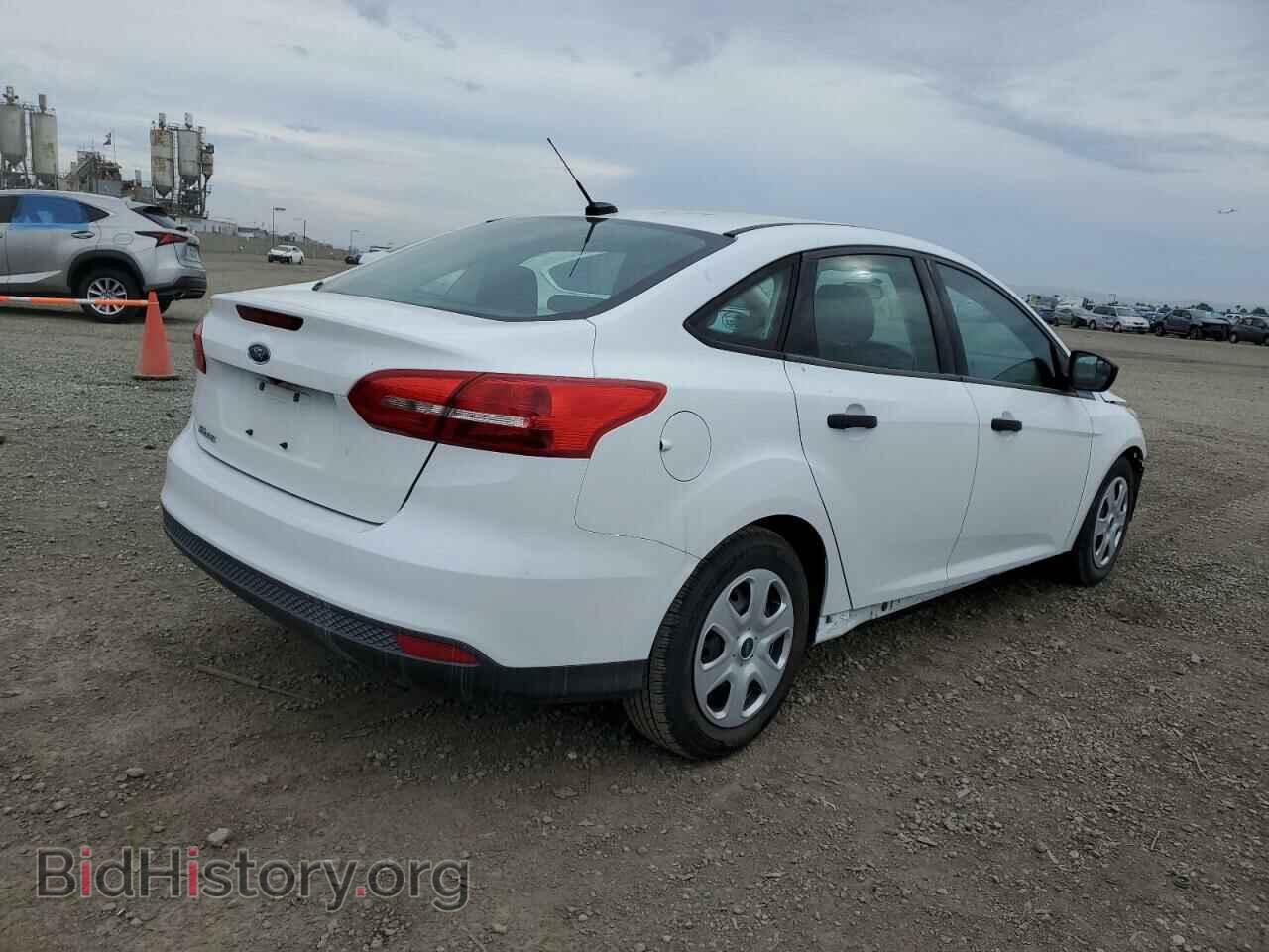 2016 FORD FOCUS - VIN: 1FADP3E26GL395941 - Фото 3