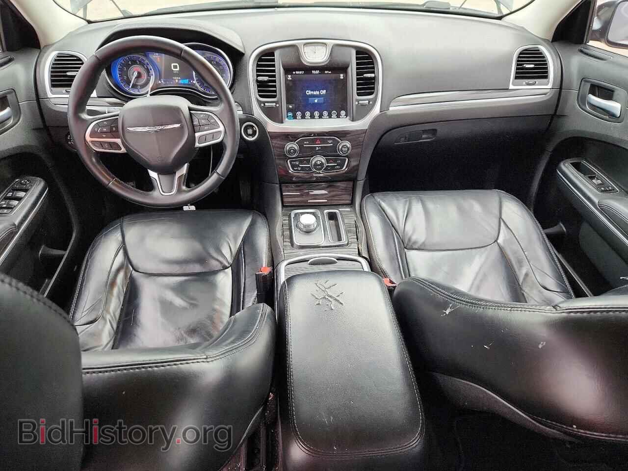 2017 CHRYSLER 300 - VIN: 2C3CCAAG2HH506012 - Photo 8