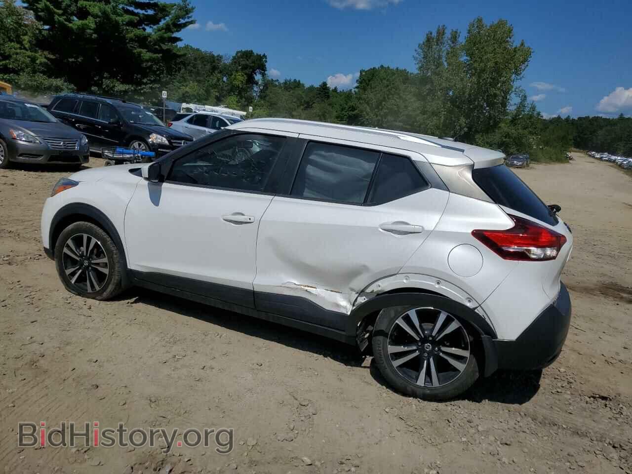 2019 NISSAN KICKS - VIN: 3N1CP5CU3KL471475 - Фото 2