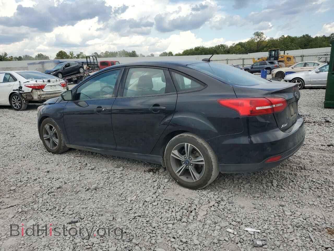 2018 FORD FOCUS - VIN: 1FADP3FE5JL285236 - Фото 2