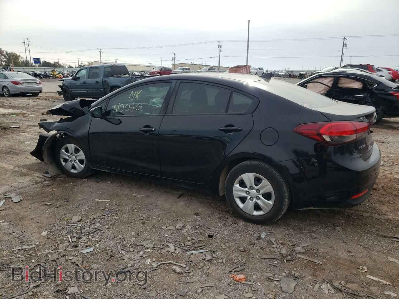 2017 KIA FORTE - VIN: 3KPFK4A71HE048228 - Фото 2