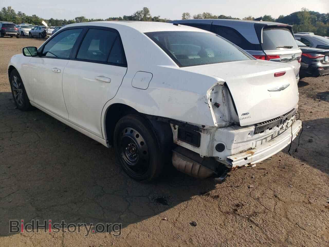2014 CHRYSLER 300 - VIN: 2C3CCAGG5EH331371 - Фото 2