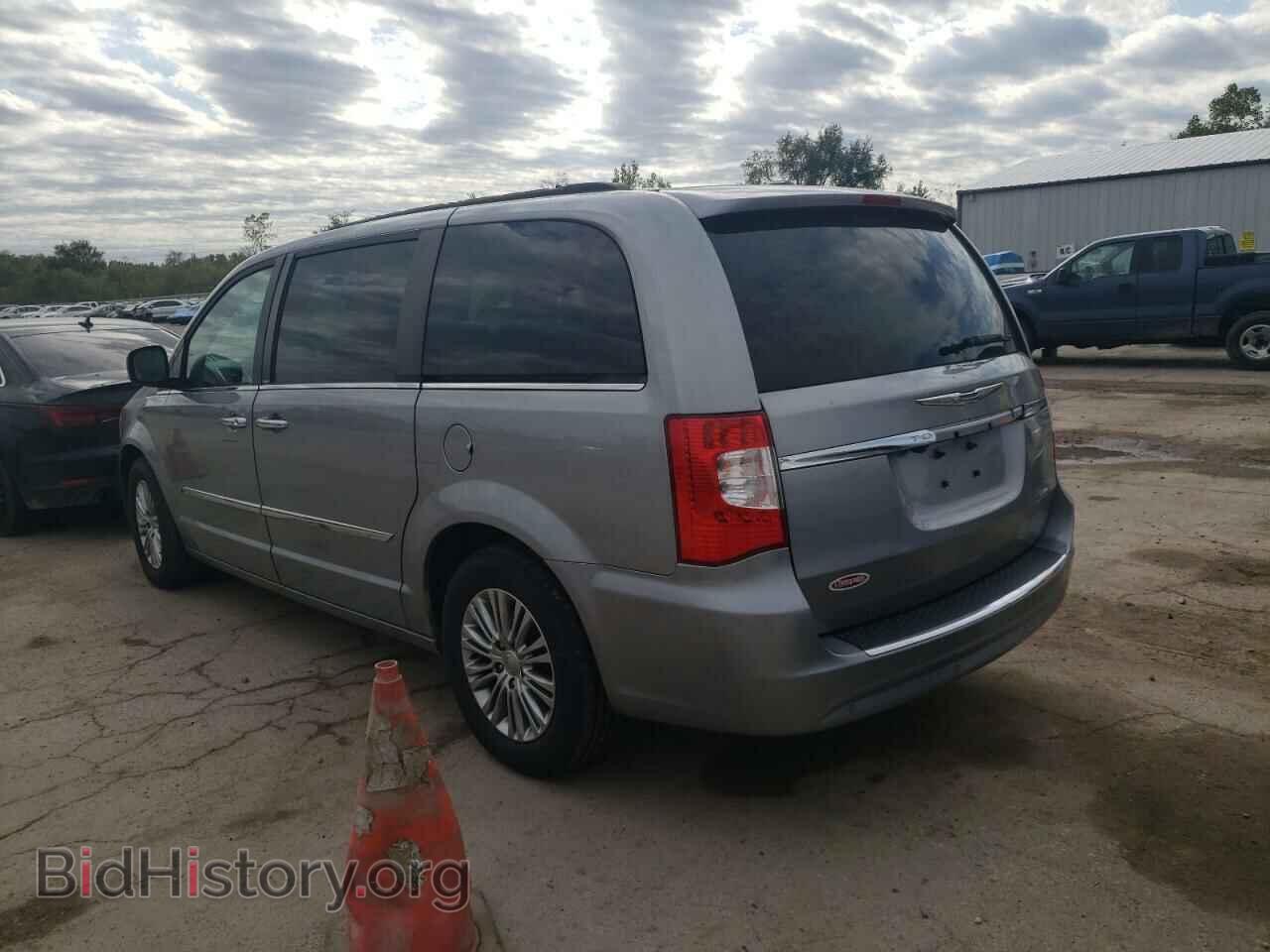 2013 CHRYSLER MINIVAN - VIN: 2C4RC1CG7DR647200 - Photo 2