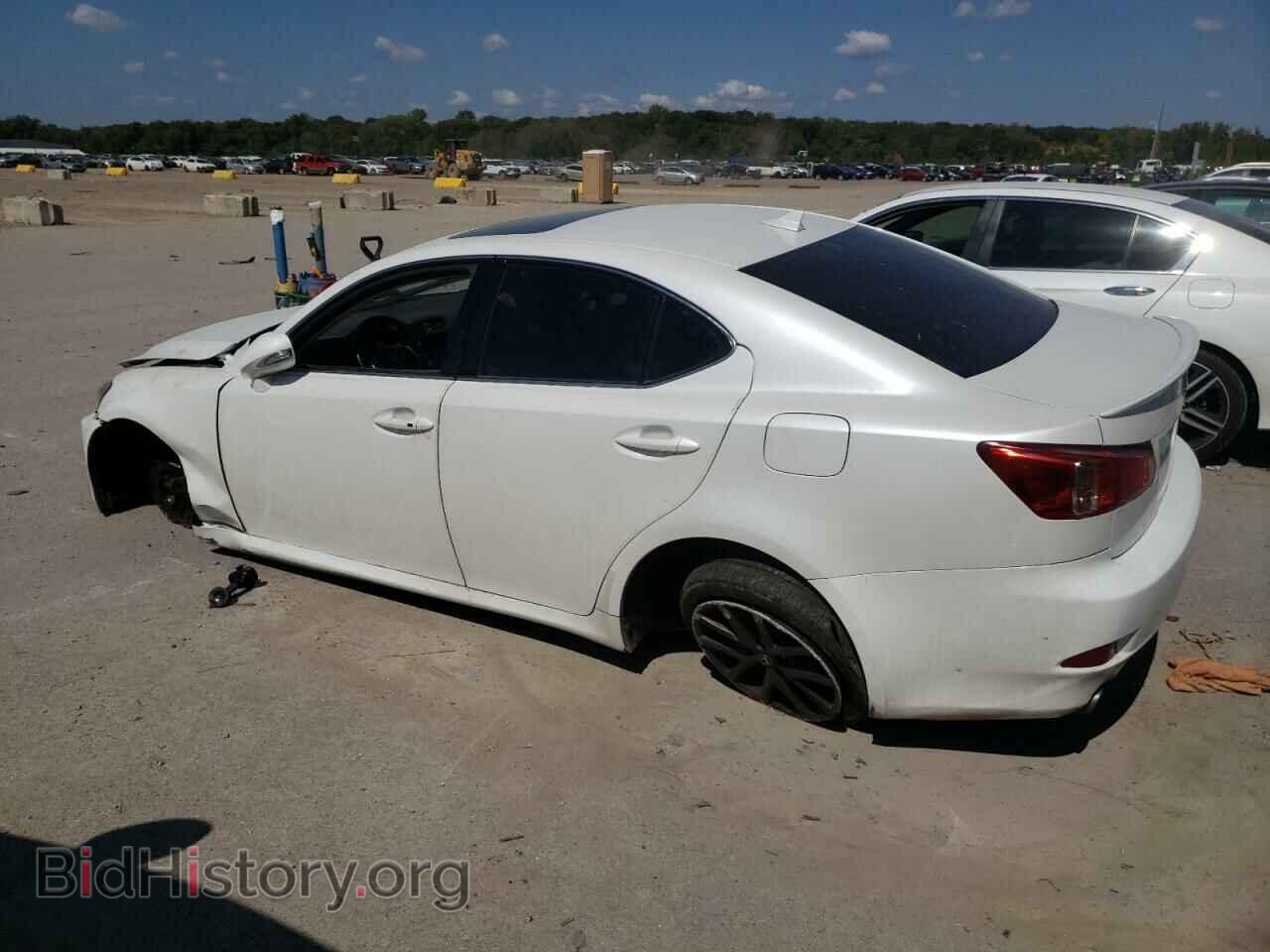 2012 LEXUS IS - VIN: JTHCF5C25C5056267 - Фото 2