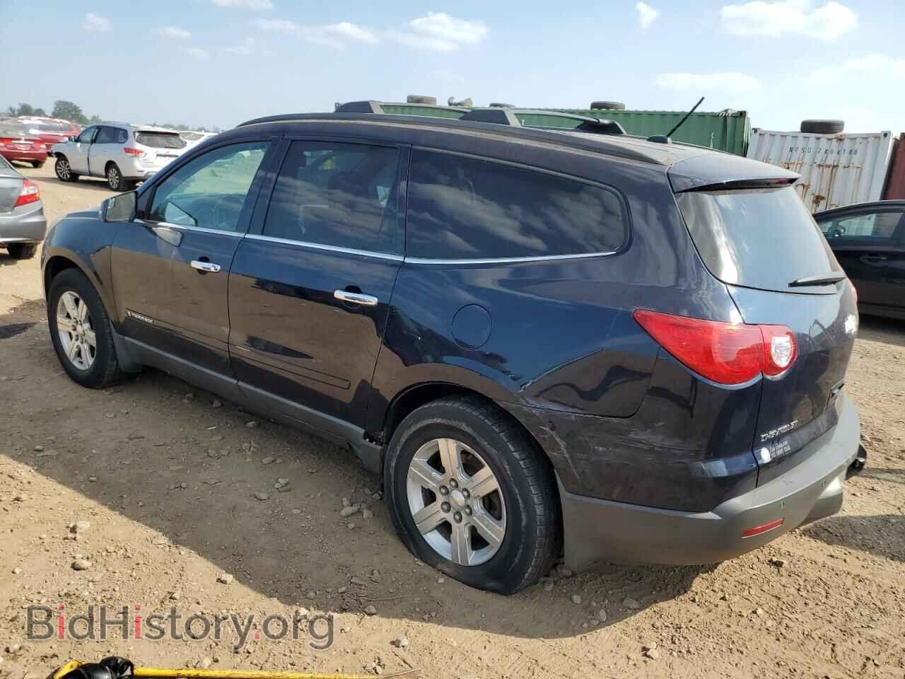 2010 CHEVROLET TRAVERSE - VIN: 1GNLRFED7AS101650 - Фото 2