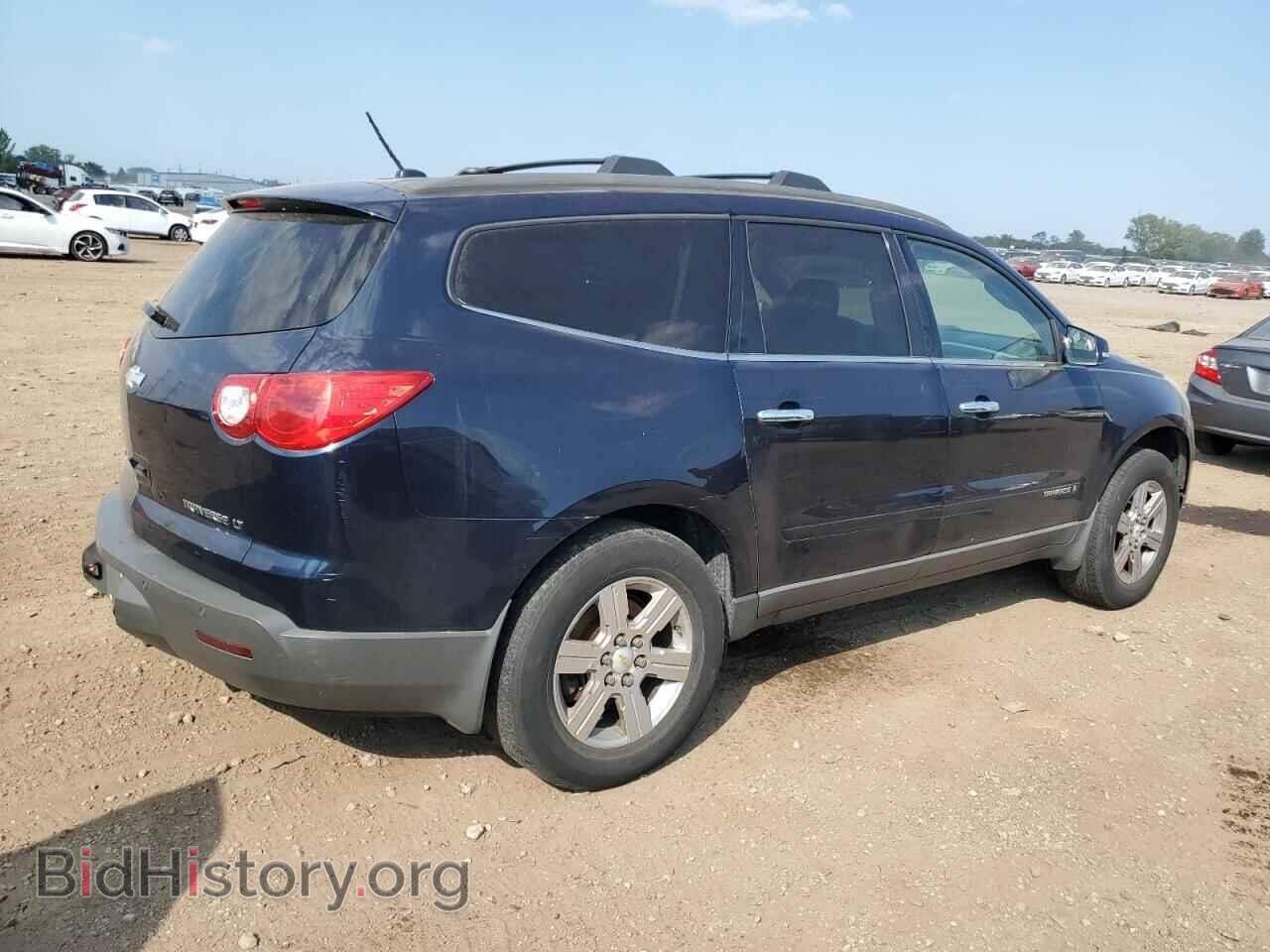 2010 CHEVROLET TRAVERSE - VIN: 1GNLRFED7AS101650 - Фото 3