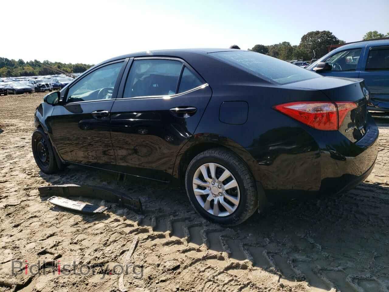 2017 TOYOTA COROLLA - VIN: 2T1BURHE5HC868448 - Фото 2