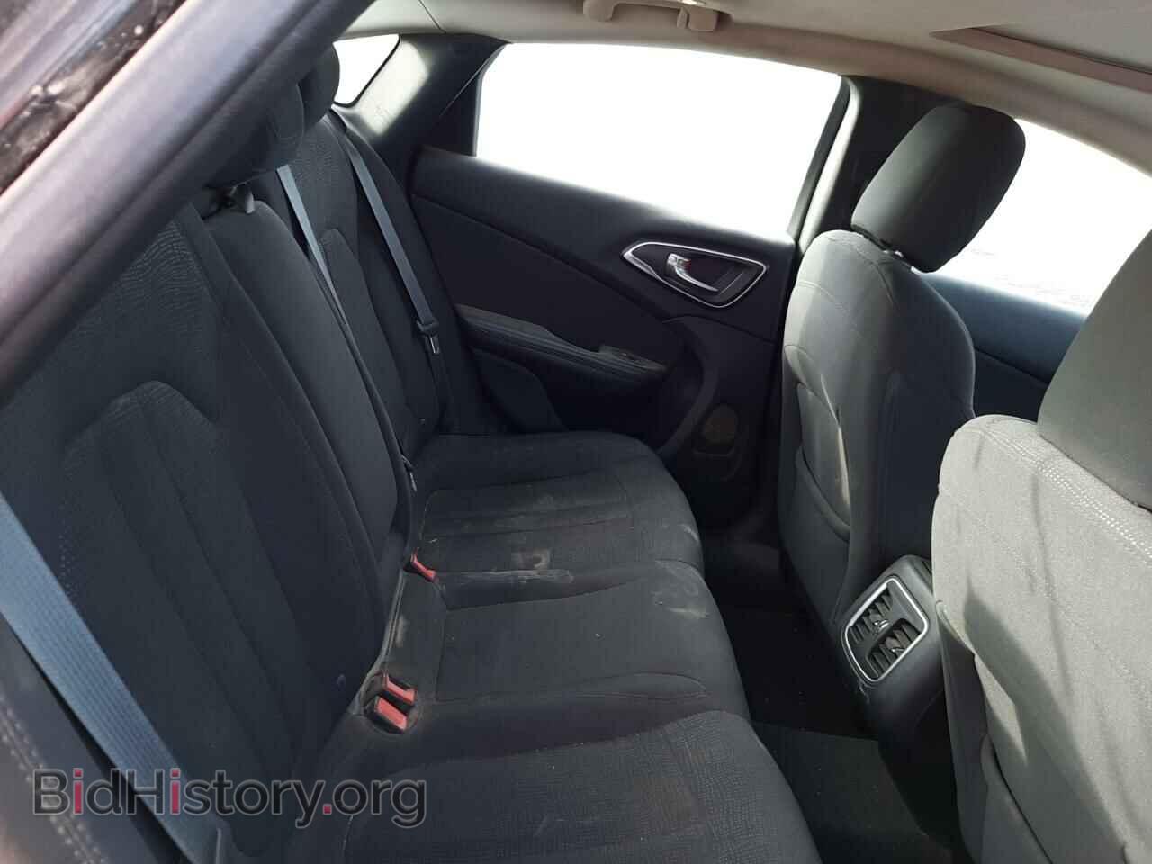 2015 CHRYSLER 200 - VIN: 1C3CCCAB1FN527633 - Фото 10