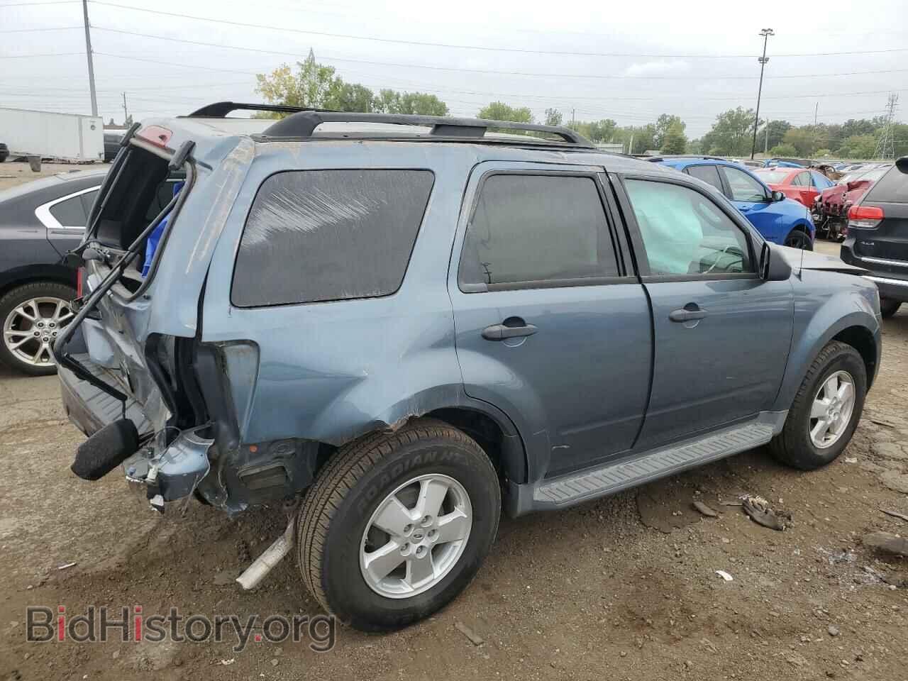 2011 FORD ESCAPE - VIN: 1FMCU9D70BKB43272 - Фото 3