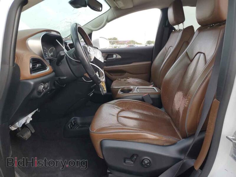 2017 Chrysler PACIFICA (VIN 2C4RC1GG7HR504635) — photo 7 of 13