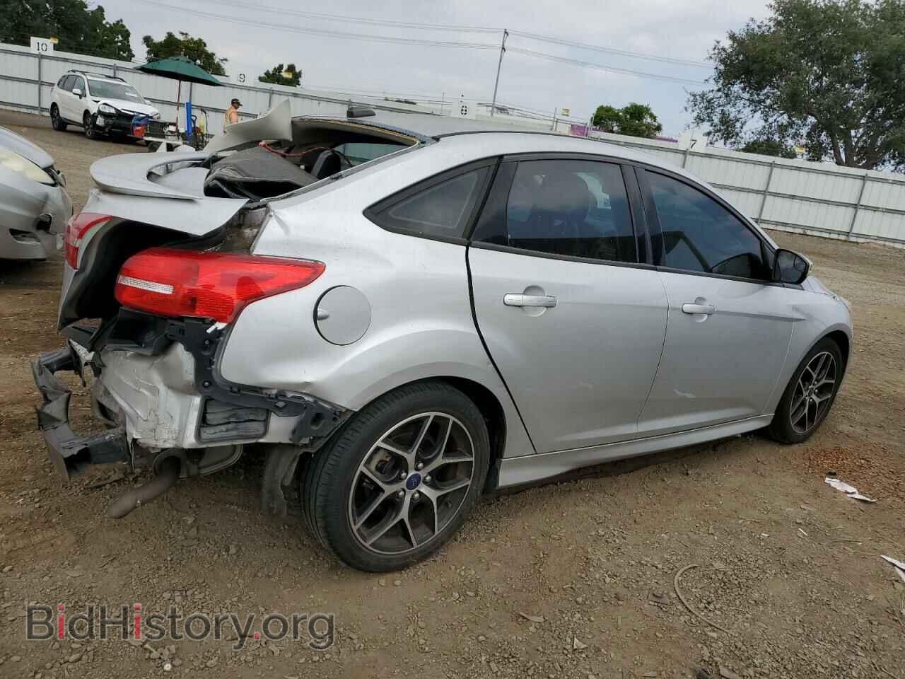 2016 FORD FOCUS - VIN: 1FADP3F21GL225551 - Фото 3