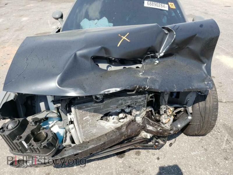 2019 Dodge CHALLENGER (VIN 2C3CDZBT2KH570775) — photo 11 of 12