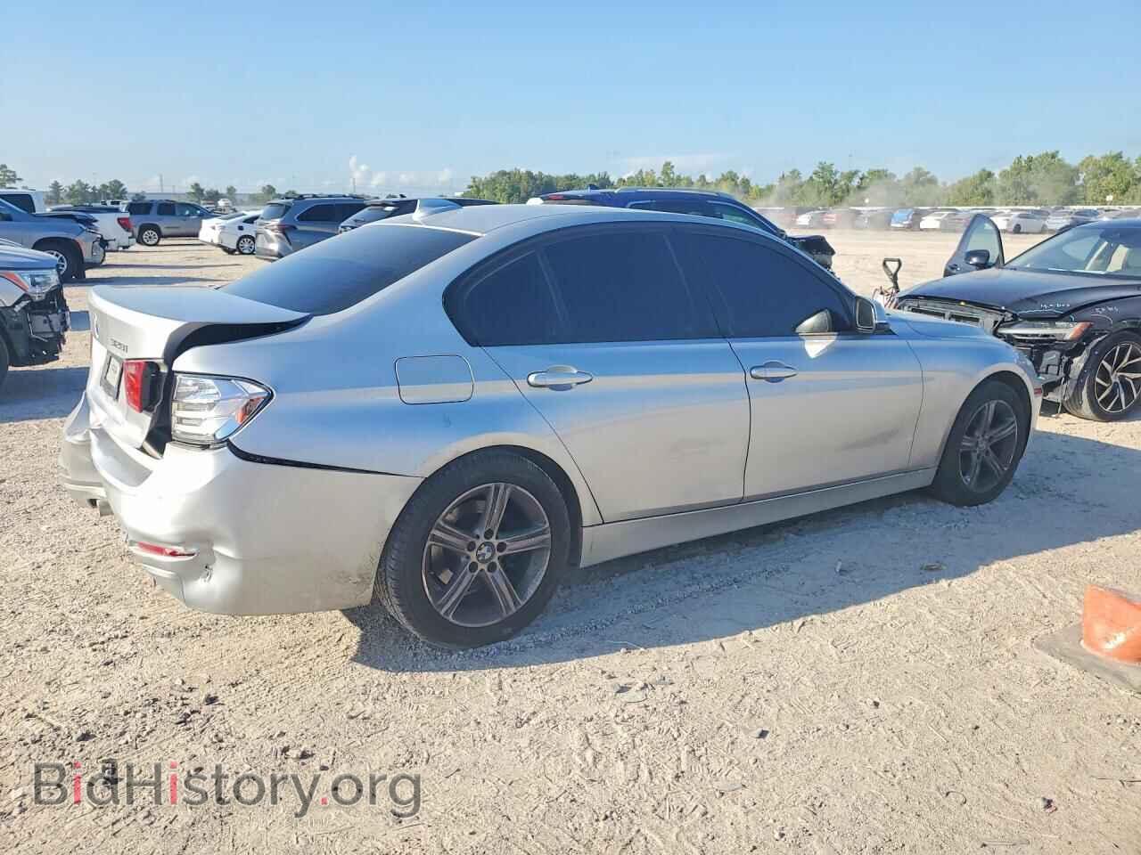 2013 BMW 3 SERIES - VIN: WBA3A5C5XDF359581 - Фото 3
