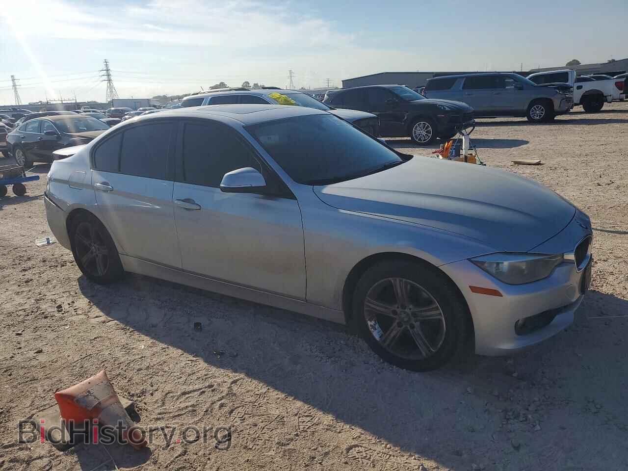 2013 BMW 3 SERIES - VIN: WBA3A5C5XDF359581 - Фото 4