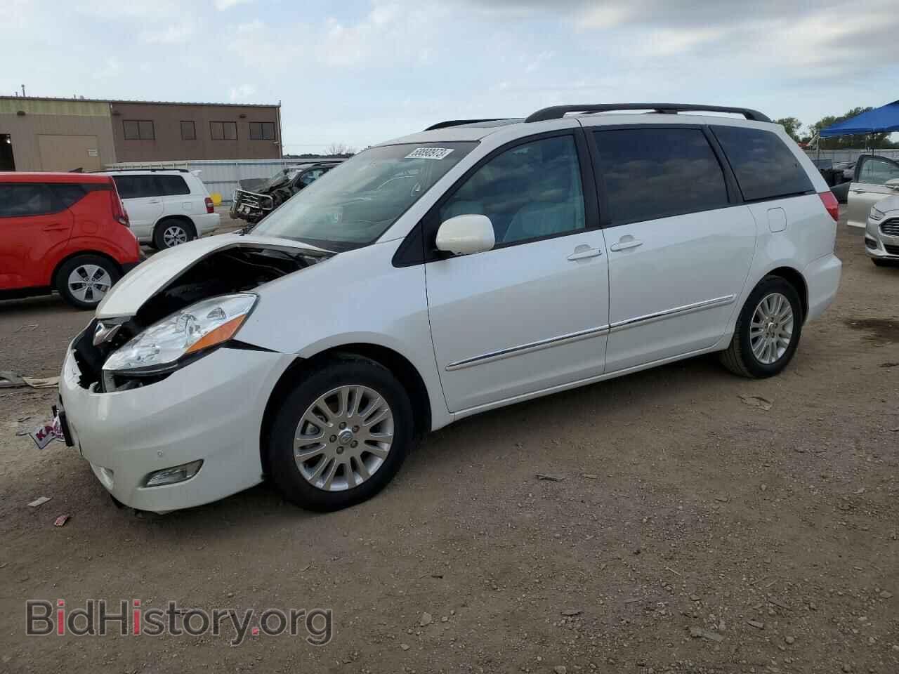 Photo 5TDZK22C58S208937 - TOYOTA All Models 2008