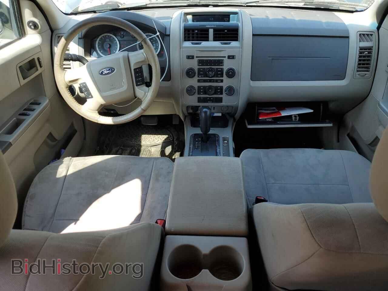 2011 FORD ESCAPE - VIN: 1FMCU9DG5BKC71524 - Фото 8