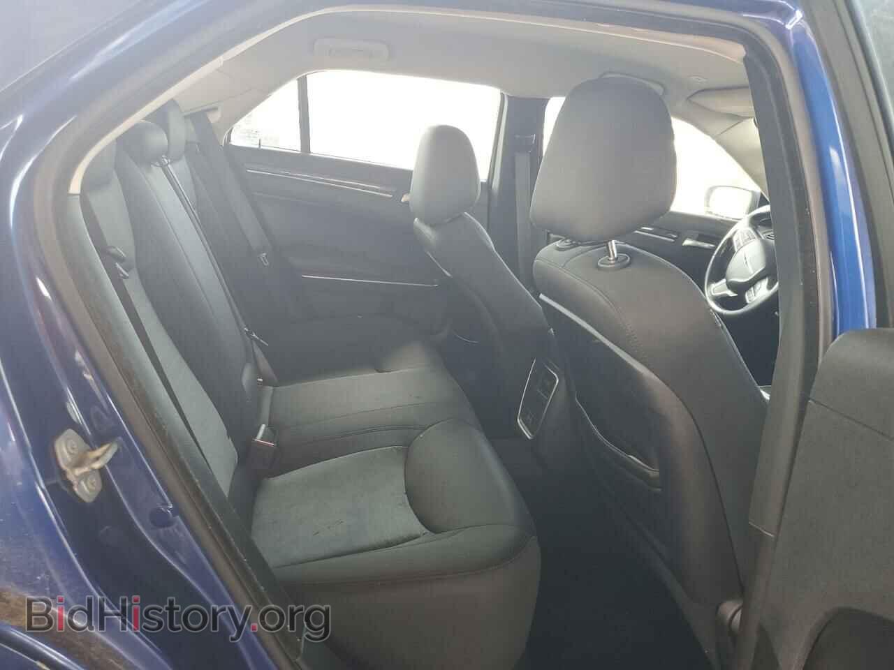 2019 CHRYSLER 300 - VIN: 2C3CCAAG9KH729039 - Фото 10
