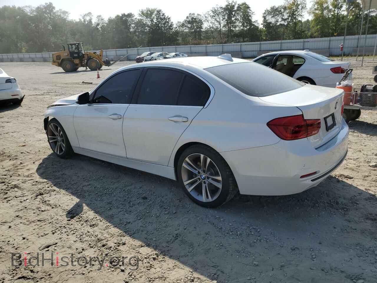 2017 BMW 3 SERIES - VIN: WBA8B3G38HNU36055 - Фото 2
