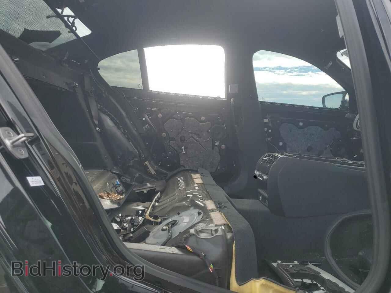 2021 BMW M5 - VIN: WBS83CH02MCF25450 - Photo 10