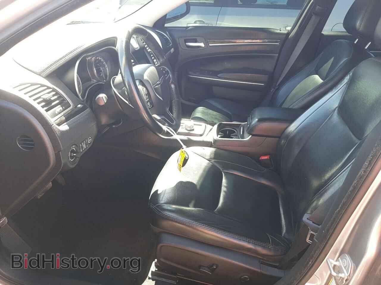 2016 CHRYSLER 300 - VIN: 2C3CCAAG6GH206942 - Фото 7
