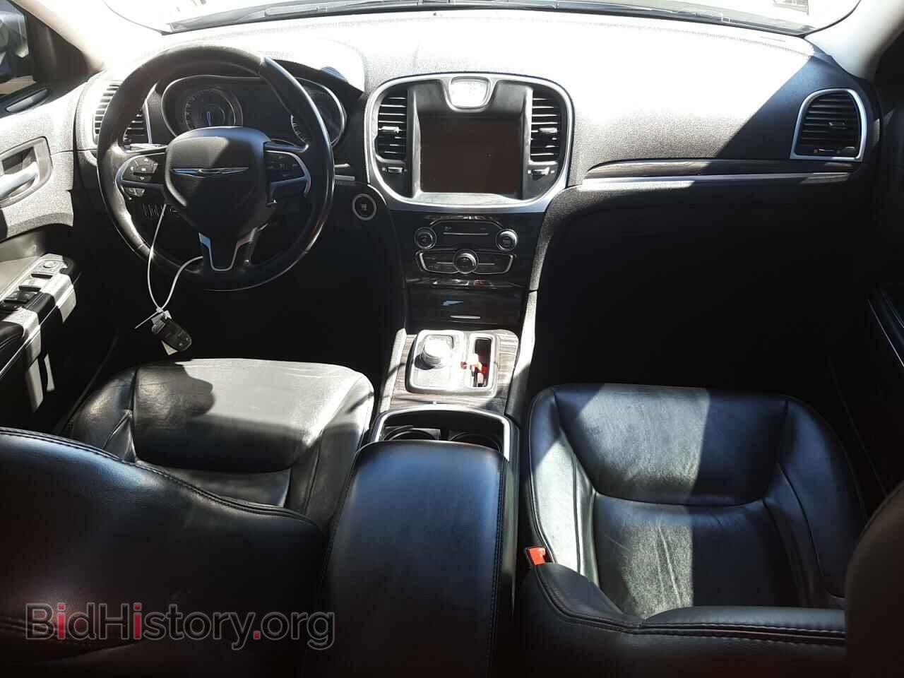 2016 CHRYSLER 300 - VIN: 2C3CCAAG6GH206942 - Фото 8