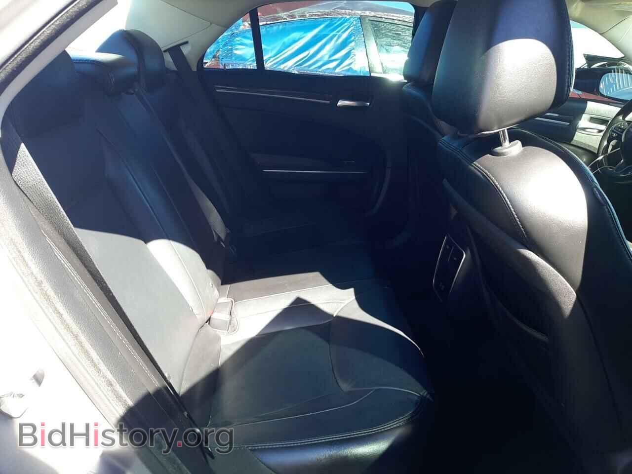 2016 CHRYSLER 300 - VIN: 2C3CCAAG6GH206942 - Фото 10