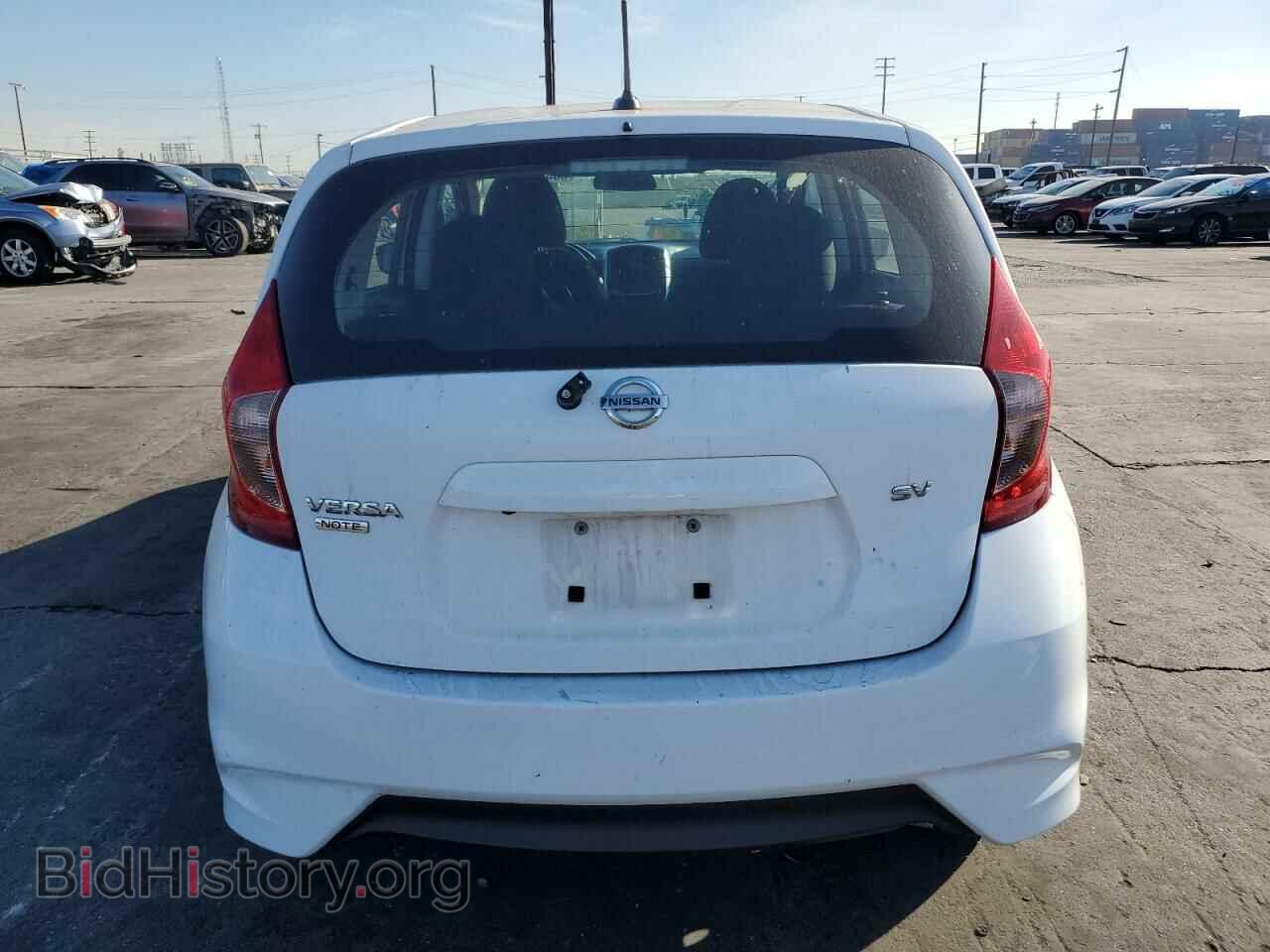 2018 NISSAN VERSA - VIN: 3N1CE2CP9JL366372 - Photo 6
